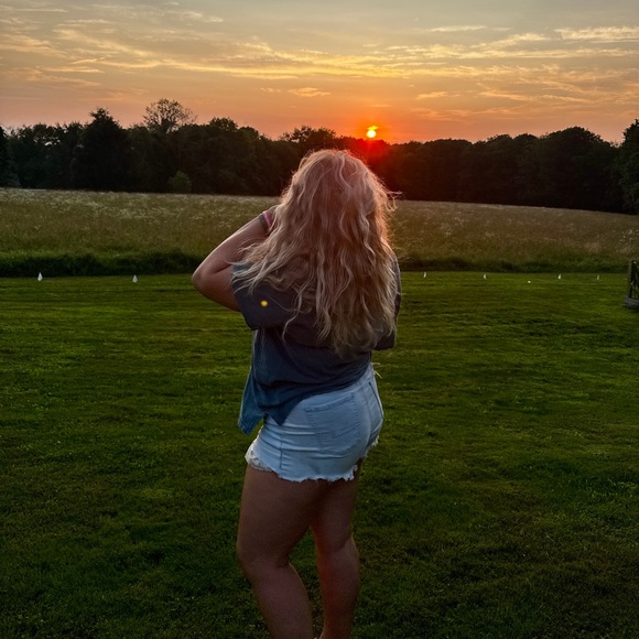 Meet your Posher, Hadley - Picture 1 of 5